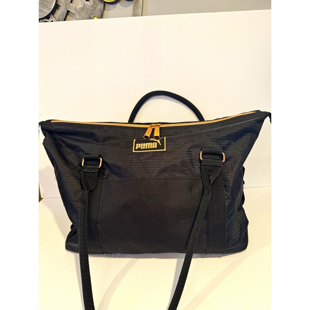 PUMA Large Black Polyester Tote/Gym Bag 25L Zip 2 Strap 1 Pocket